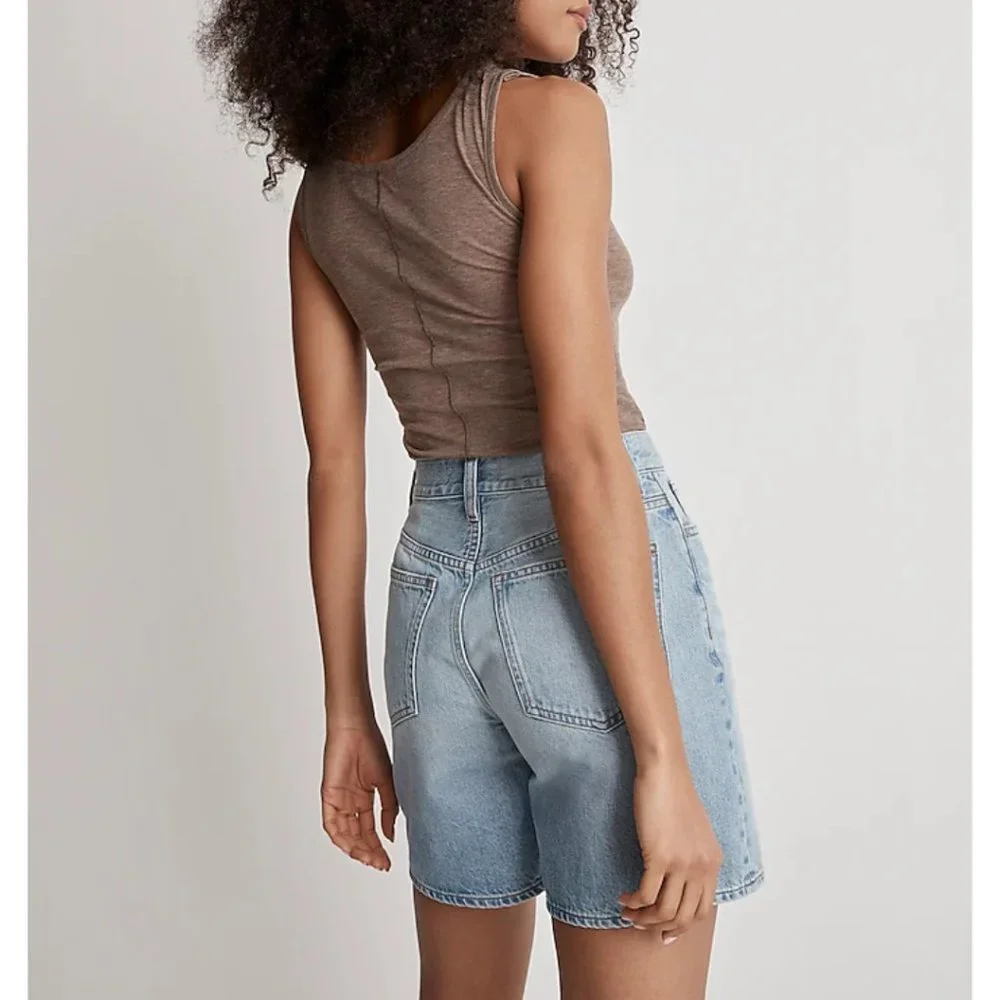 🏷️NWT Madewell Baggy Jean Shorts In Bessemund Wash - Size 23